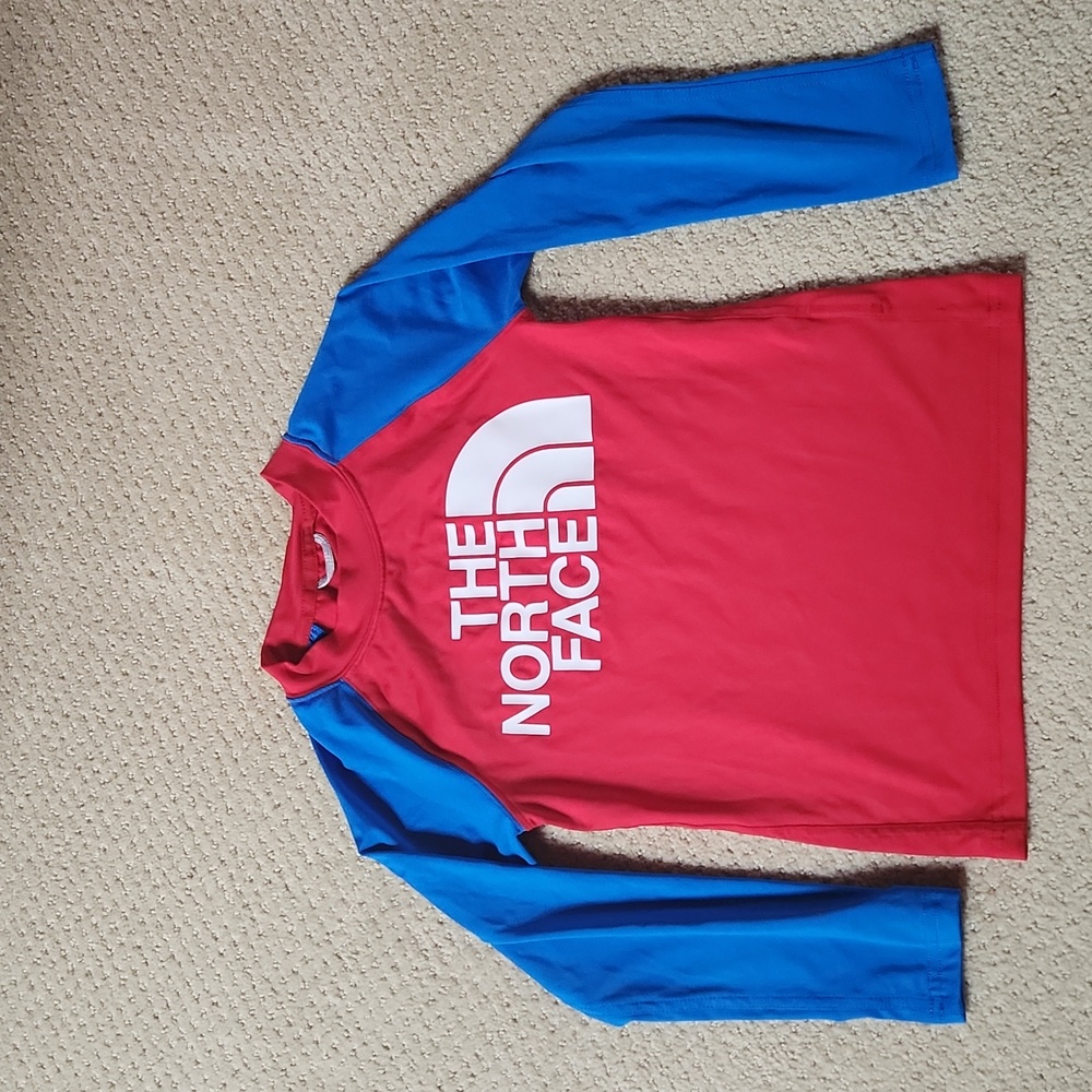 The North Face boys swimming top red blue size xs upf 40+ - Picture 3 of 7